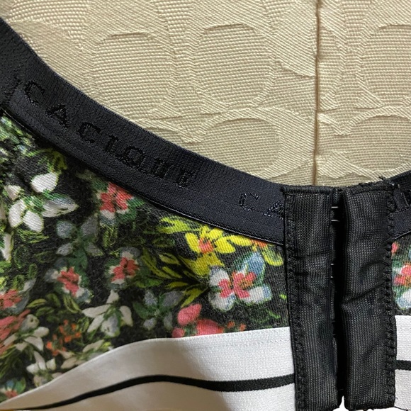 Cacique Lightly Lined Full Coverage Bra Size 48D Tropical Print - Picture 8 of 12